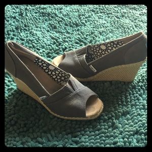 Gray TOMS wedges